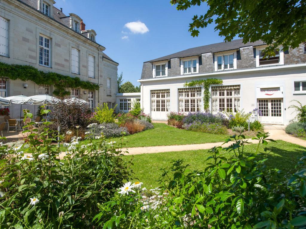 Hôtel Miléade Le Domaine de la Blairie - Saumur Saint-Martin-de-la-Place Exterior foto