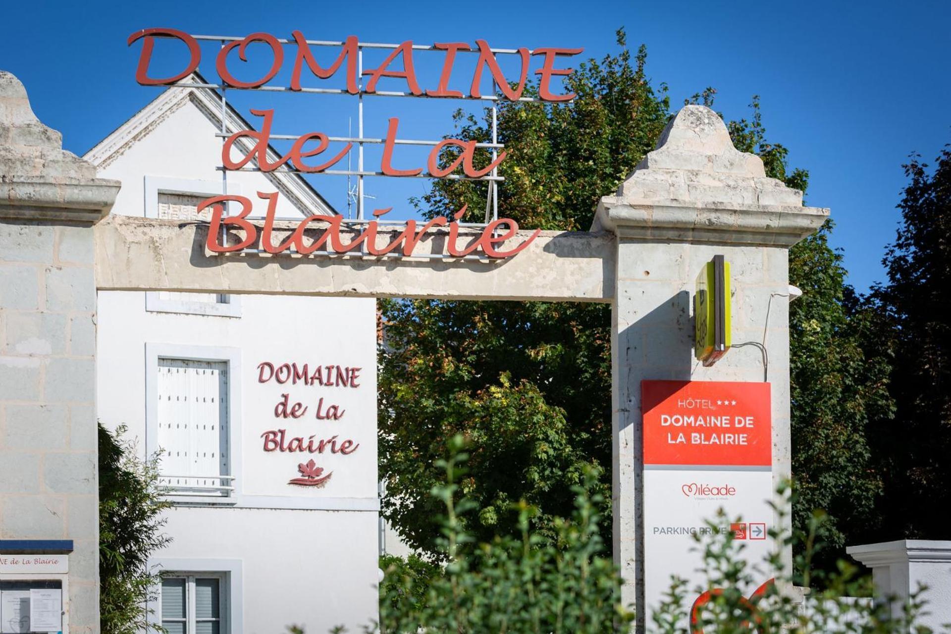 Hôtel Miléade Le Domaine de la Blairie - Saumur Saint-Martin-de-la-Place Exterior foto